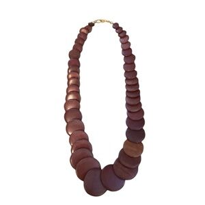 Tagus nut wooden like brown necklace
